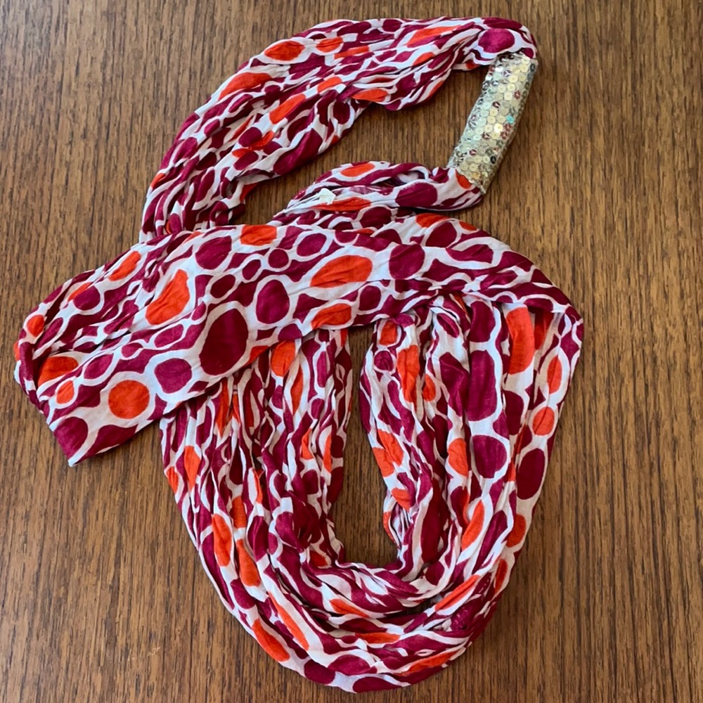 Fossil Infinity Scarf